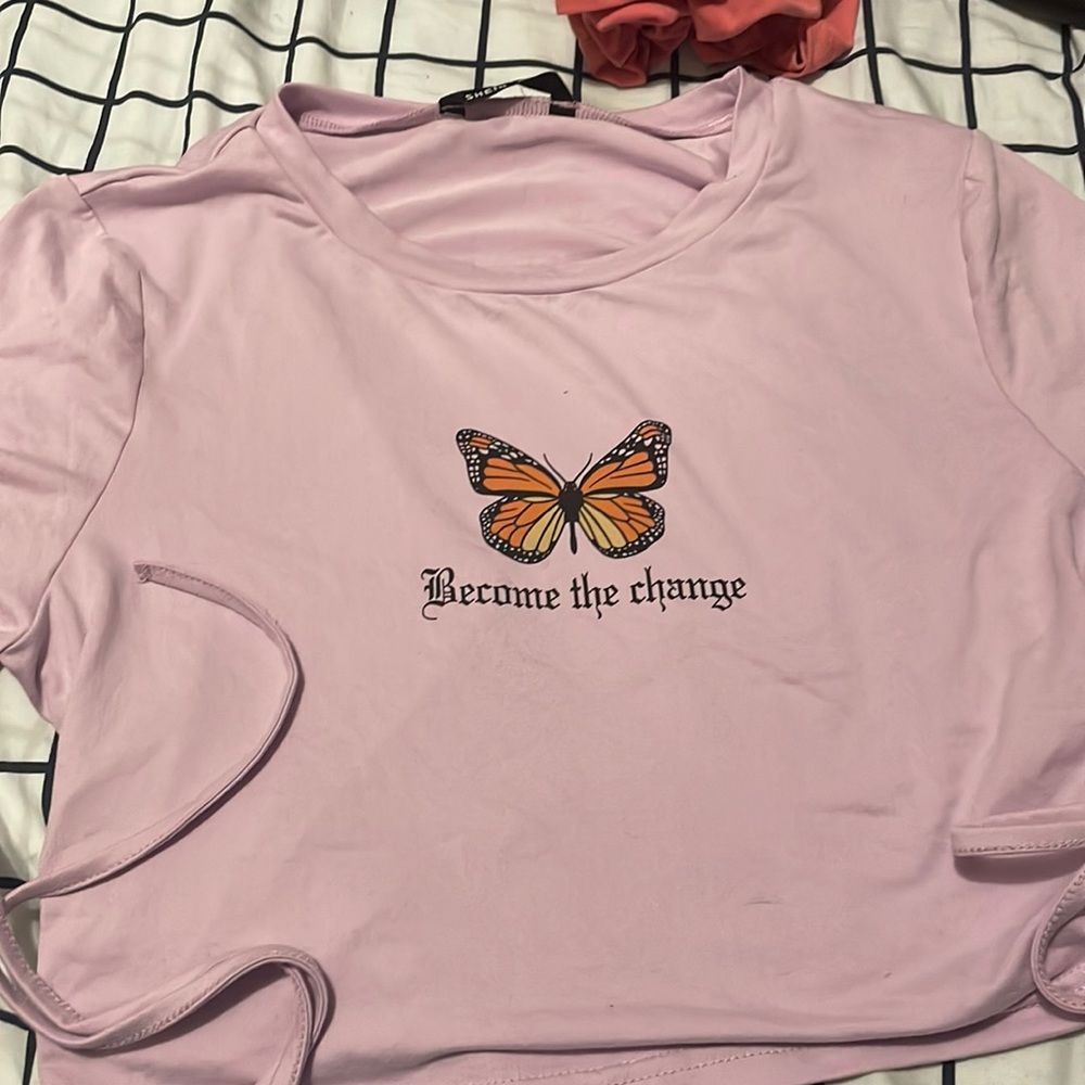 Shein top it’s very pretty